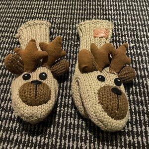 Moose mittens